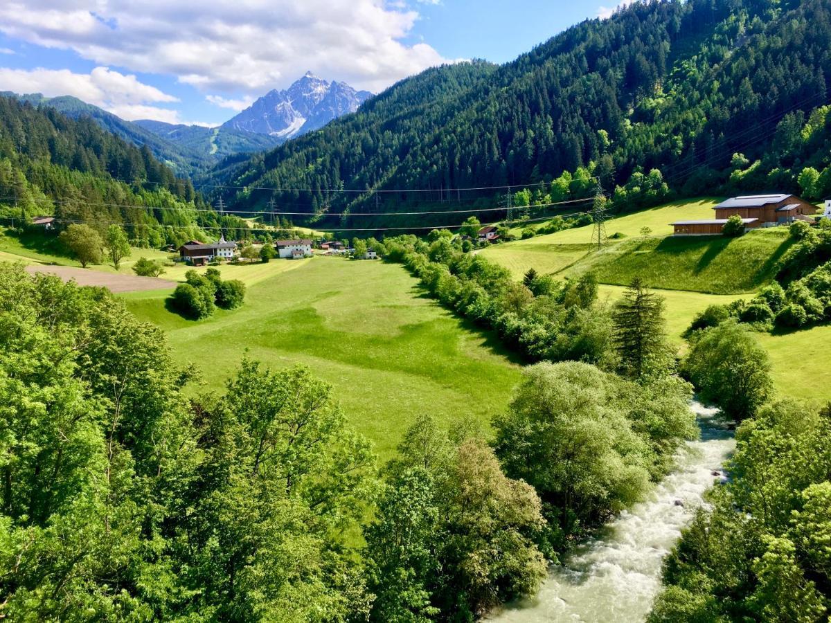 Villa Evy Mutters Exteriör bild